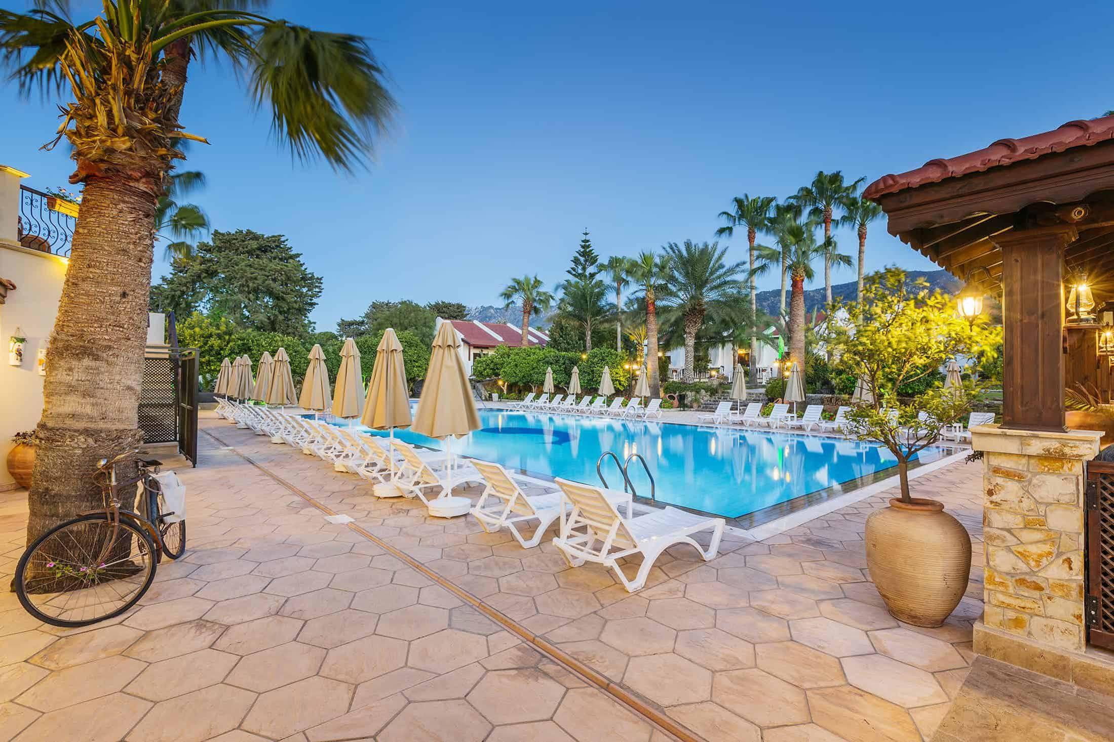 Almond Holiday Village & Hotel Karavas  Exterior photo